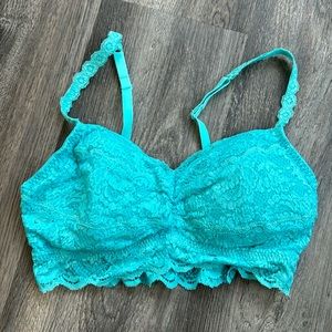 Cosabella Sweetie soft cup stretch lace bralette size L NWT